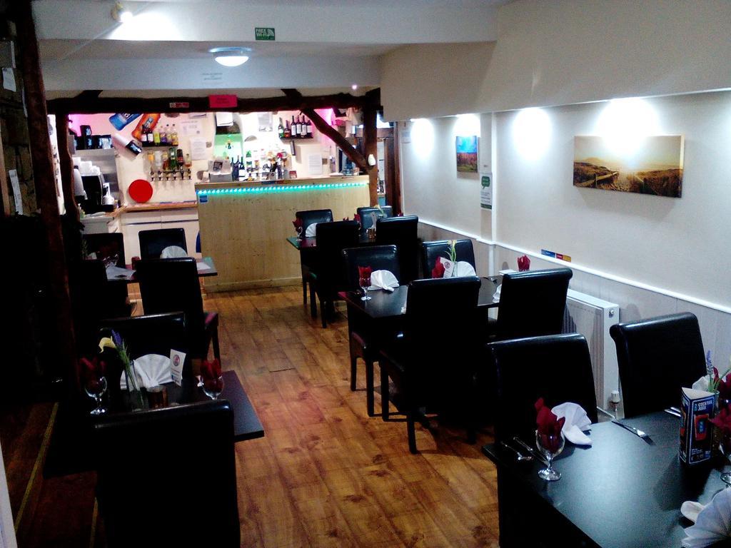 Zara Continental Hotel Langholm エクステリア 写真